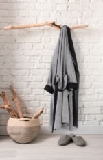 Μπουρνούζι Guy Laroche Duo Black - Image 2