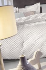 Πάπλωμα Ημίδιπλο 160×220 Guy Laroche Eden Perla - Image 2