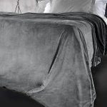 Σετ Κουβέρτα 2 Όψεων Βελουτέ Υπέρδιπλη 220×240 & Μαξιλαροθήκη 45x45 Guy Laroche Velvet Cement