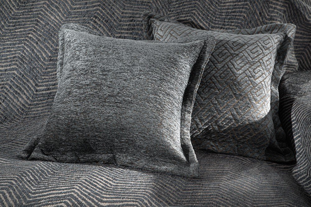 1116030221015 Διακοσμητική Μαξιλαροθήκη 50×50 Guy Laroche Vento Titanium - Image 1