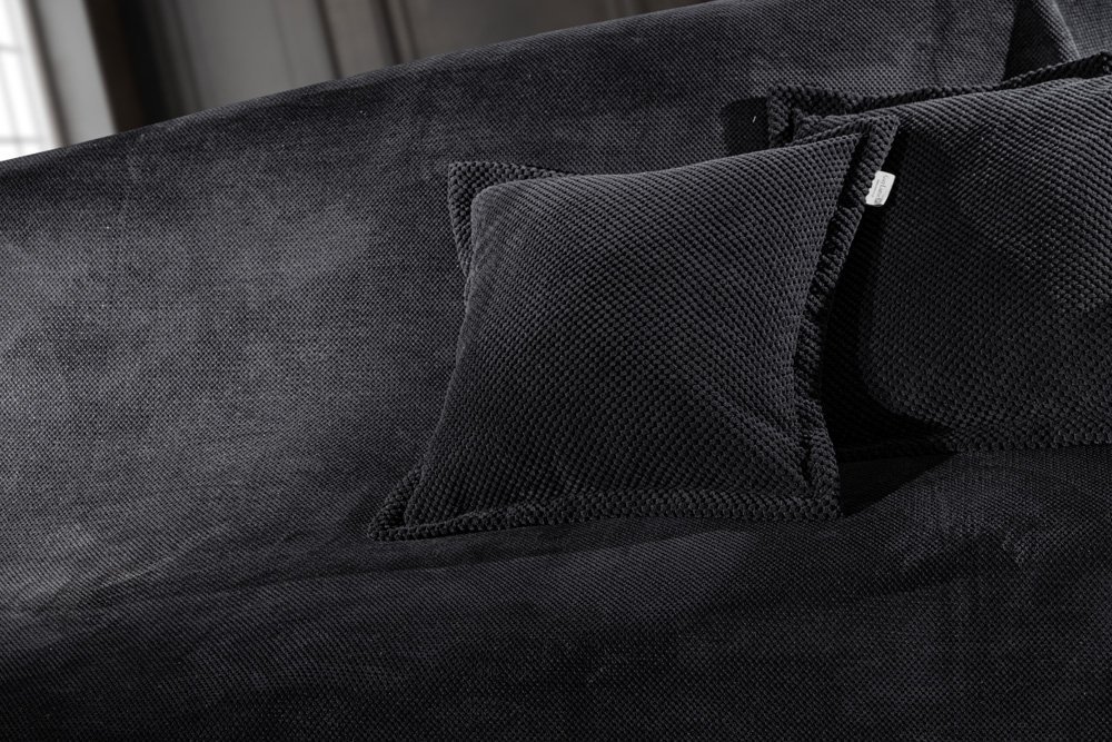 1116086222000 Διακοσμητική Μαξιλαροθήκη 45×45 Guy Laroche Rubicon Black - Image 1