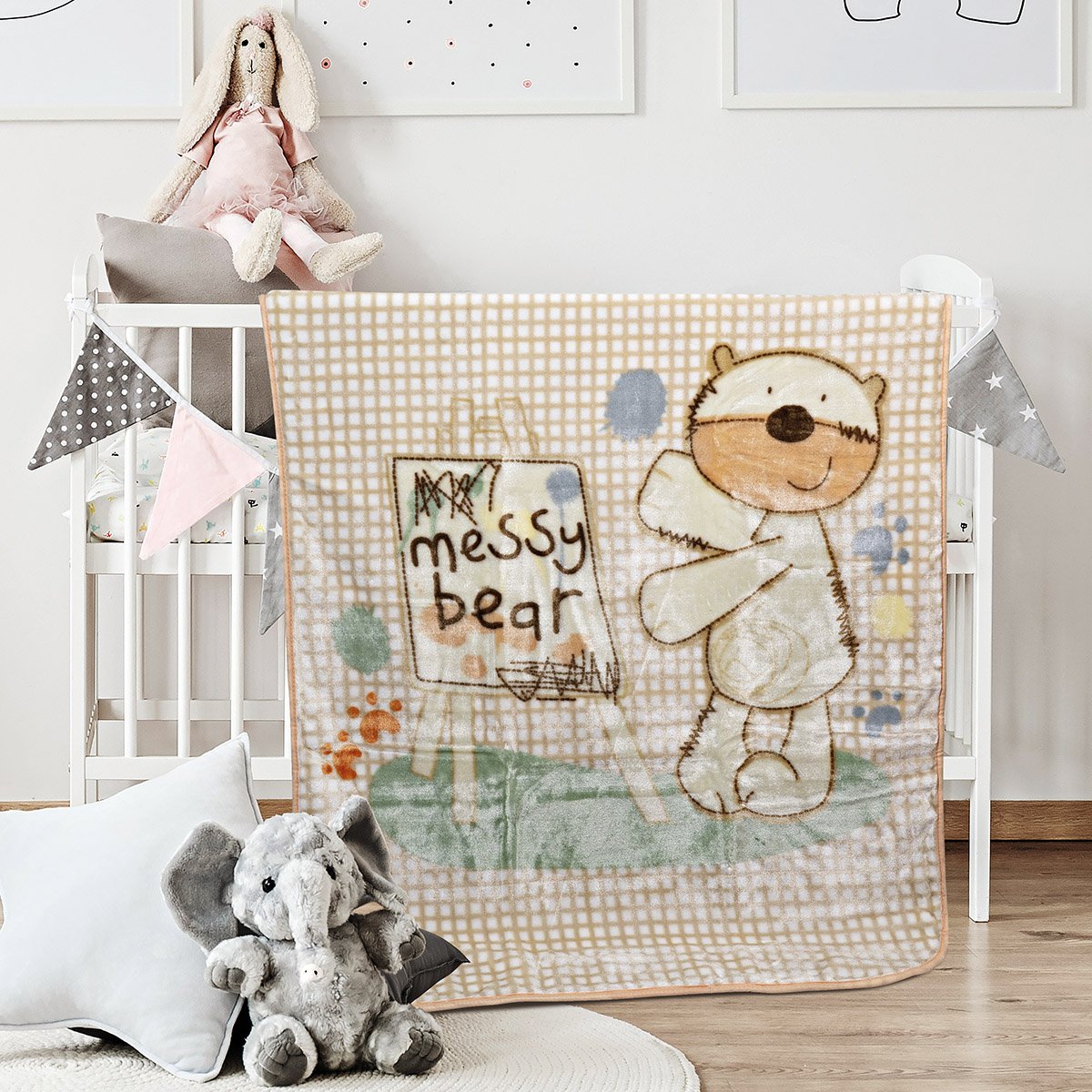 Plush,Toy,And,Pillow,On,White,Round,Carpet,In,Baby's Κουβέρτα βρεφική Art 5257 110x140 Μπεζ Beauty Home - Image 1