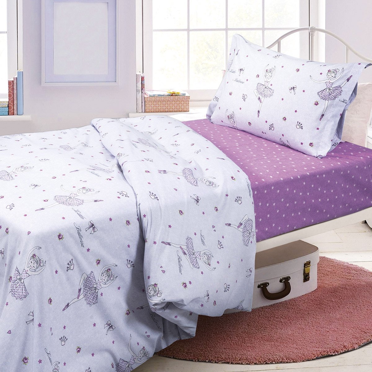 Interior,Of,A,Hotel,Bedroom.,Bedroom,Interior,Design Σετ σεντόνια μονά Artist Art 6182 170x240 Γκρι,Μωβ Beauty Home - Image 1