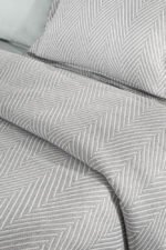 Κάλυμμα Κρεβατιού Υπέρδιπλο 245x260 Guy Laroche Vigo Silver - Image 3