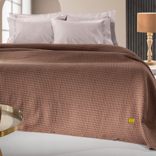 Κουβέρτα Πικέ Υπέρδιπλη 230x260 Guy Laroche Vivid Choco