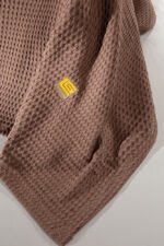 Κουβέρτα Πικέ Υπέρδιπλη 230x260 Guy Laroche Vivid Choco - Image 3