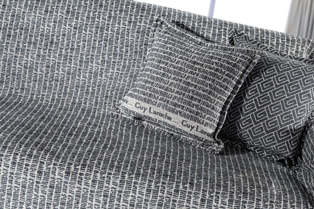 1116030123006 Διακοσμητική Μαξιλαροθήκη 50x50 Guy Laroche Parfait Anthracite - Image 1