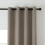 Κουρτίνα μεσαίας σκίασης με 8 μεταλλικούς κρίκους Illusion Art 8445 140x270 Χακί   Beauty Home - Image 4