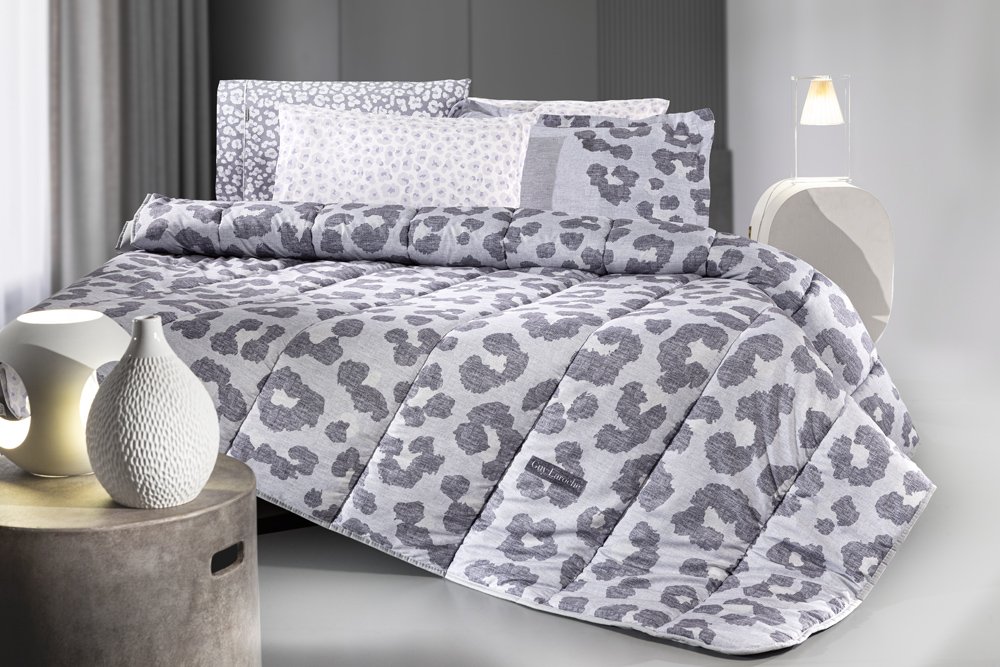 1111030223001 Guy Laroche ΠΑ.FRΕΥΑ LAVENDER 220X240 SUEDE GL