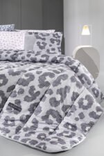 Πάπλωμα Υπέρδιπλο 220×240 Guy Laroche Freya Lavender Suede - Image 2