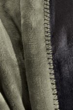 Σετ Κουβέρτα 2 Όψεων Βελουτέ 160×240 Μονή & Μαξιλαροθήκη 45×45 Guy Laroche Velvet Khaki - Image 3