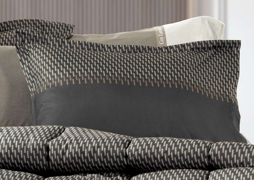 Guy Laroche ΜΞ.DALLAS CHOCO 50X70 SUEDE OXFORD ζευγος