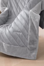 Σετ Ριχτάρι 120x170 & Μαξιλαροθήκη 45×45 Διακόσμησης Guy Laroche Utopia Silver - Image 2