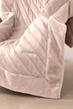 Σετ Ριχτάρι 120x170 & Μαξιλαροθήκη 45×45 Διακόσμησης Guy Laroche Utopia Amethyst - Image 2