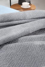 Κάλυμμα Κρεβατιού Υπέρδιπλο 245×260 Guy Laroche Pattern Black & White - Image 3