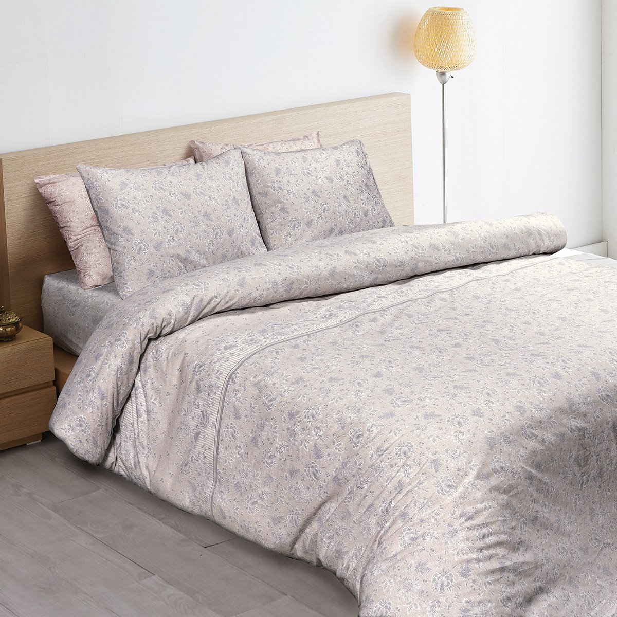 Modern,Peaceful,Bedroom.,Zen,Style,Bedroom.,Peaceful,And,Serene,Bedroom. Σετ παπλωματοθήκη υπέρδιπλη Cayman Art 12090 220x250 Μπεζ Beauty Home - Image 1