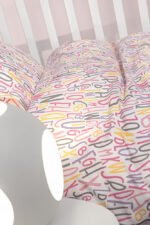 Σετ Σεντόνια Κούνιας 115×170 Guy Laroche Letters Pink - Image 4