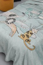 Κουβέρτα Fleece Ultra Soft Μονή 160×220 Guy Laroche Zootopia Aqua-Grey - Image 2