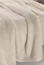 Κουβέρτα Βελουτέ Υπέρδιπλη 220×240 Guy Laroche Cheval Perla - Image 5