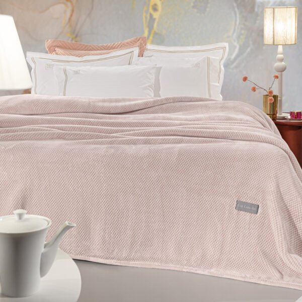 Κουβέρτα Βελουτέ Υπέρδιπλη 220×240 Guy Laroche Cheval Pudra