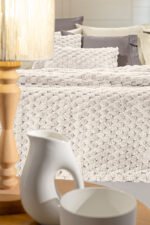 Γούνινη Κουβέρτα UltraSoft King SIze 260×240 Guy Laroche Elixir Ivory - Image 3