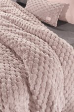 Γούνινη Κουβέρτα UltraSoft King SIze 260×240 Guy Laroche Elixir Old Pink - Image 3