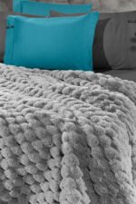 Γούνινη Κουβέρτα UltraSoft King SIze 260×240 Guy Laroche Elixir Silver - Image 3