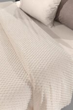 Κουβέρτα Fleece Μονή 160×220 & Μαξιλαροθήκη 43×43 Διακόσμησης Guy Laroche Smoothie Ivory - Image 4