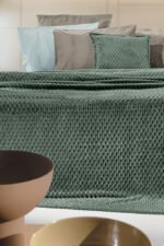 Κουβέρτα Fleece Υπέρδιπλη 220×240 & Μαξιλαροθήκη 52×52 Διακόσμησης Guy Laroche Smoothie Pesto - Image 3