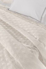 Σετ Κουβερλί Υπέρδιπλο 240×250 Guy Laroche Honour Ivory - Image 2