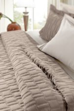 Σετ Κουβερλί Υπέρδιπλο 240×250 Guy Laroche Brick Taupe - Image 2