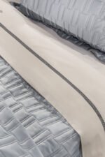 Σετ Κουβερλί Υπέρδιπλο 240×250 Guy Laroche Brick Silver - Image 3