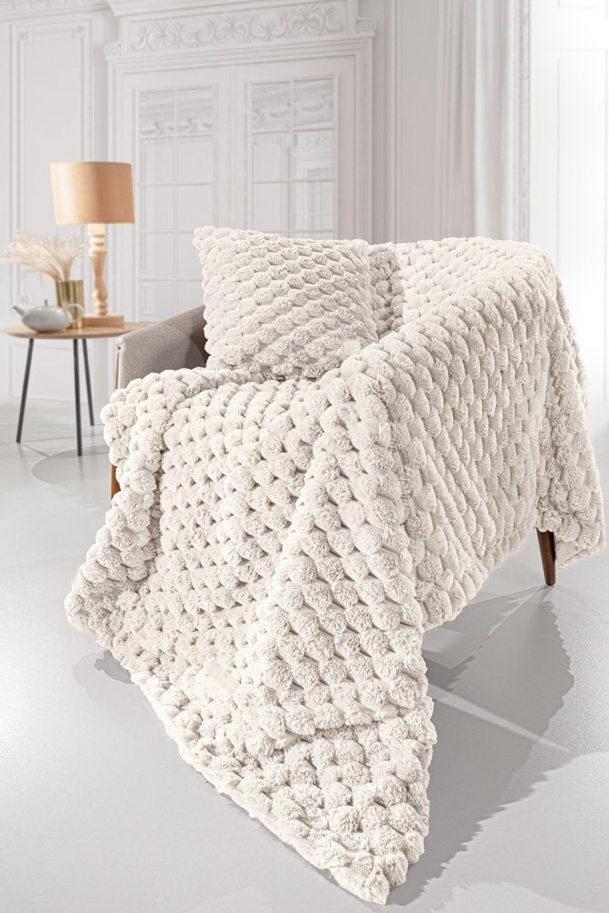 1133086224000 Σετ Ριχτάρι Γούνινο 120×160 & Μαξιλαροθήκη 42×42 Διακόσμησης Guy Laroche Elixir Ivory - Image 1