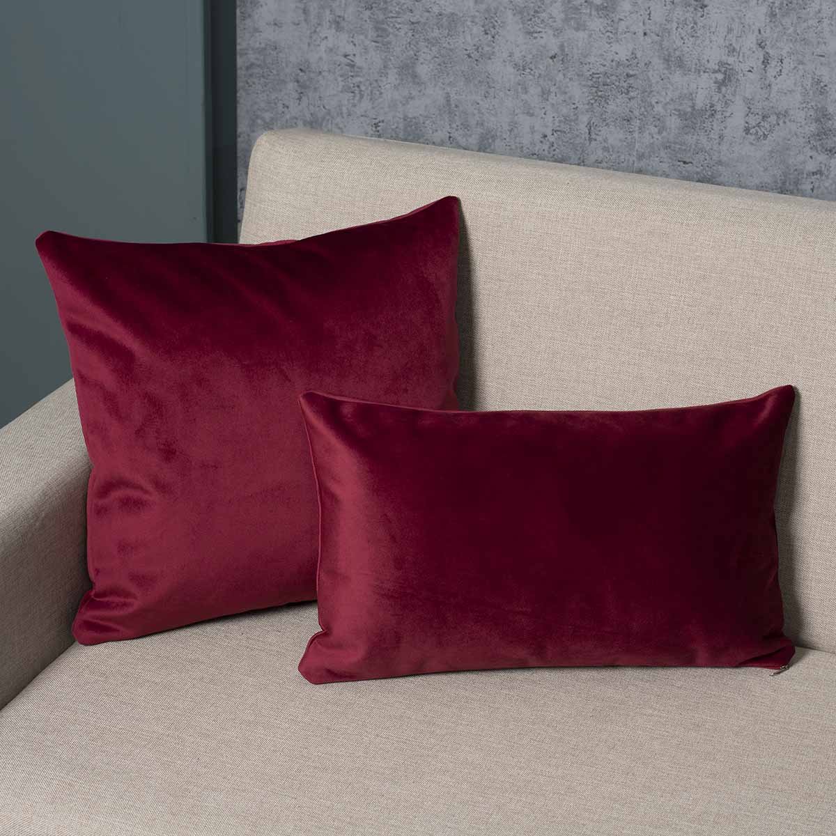 maxilari-leo-bordo Διακοσμητική μαξιλαροθήκη Βελούδο 30x50 Cotone | Leo Μπορντό - Image 1
