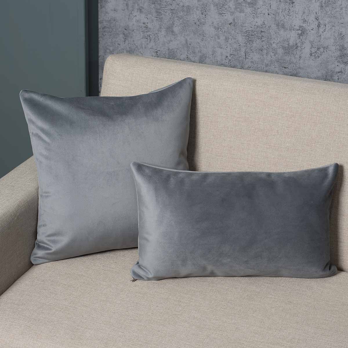 maxilari-leo-gkri Διακοσμητική μαξιλαροθήκη Βελούδο 30x50 Cotone | Leo Γκρι - Image 1