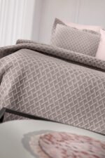 Κάλυμμα Κρεβατιού Υπέρδιπλο 245×260 Guy Laroche Bello Wenge - Image 2