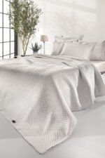 Κάλυμμα Κρεβατιού Ημίδιπλο 180×260 Guy Laroche Lupo Natural
