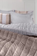 Κουβερλί Υπέρδιπλο 220×240 Guy Laroche Santiago Stone - Image 2