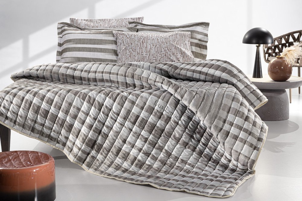1114030125004 Κουβερλί Υπέρδιπλο 220×240 Guy Laroche Cuba Grey - Image 1