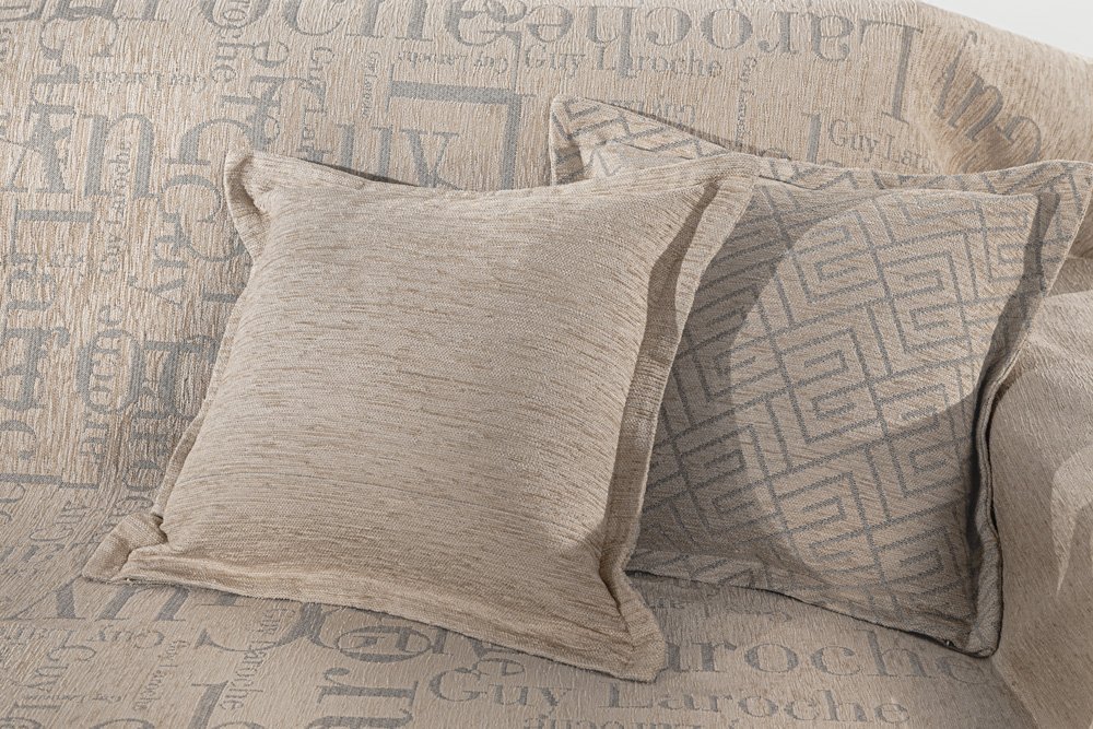 1116030125000 Διακοσμητική Μαξιλαροθήκη 50×50 Guy Laroche Stamp Natural - Image 1