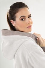 Μπουρνούζι Μακρύ Με Κουκούλα Guy Laroche Monogram Perla - Image 3