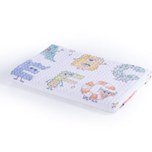 Κουβέρτα Πικέ Αγκαλιάς 80×110 Nef Nef Alphabet Monster White