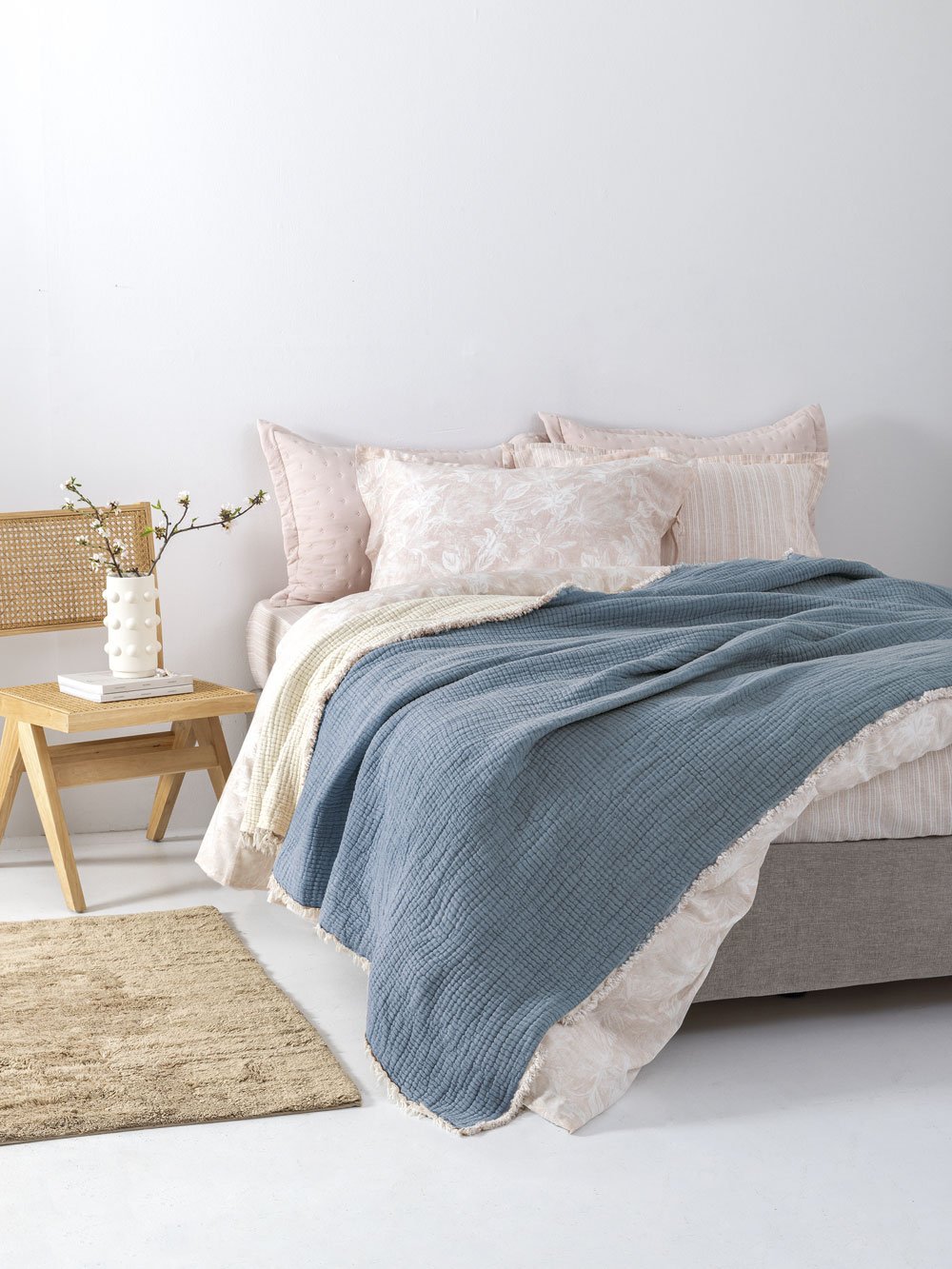 5205857290825_1_3 Κουβέρτα muslin 250x240 MOUS BLUE Μπλε Palamaiki - Image 1