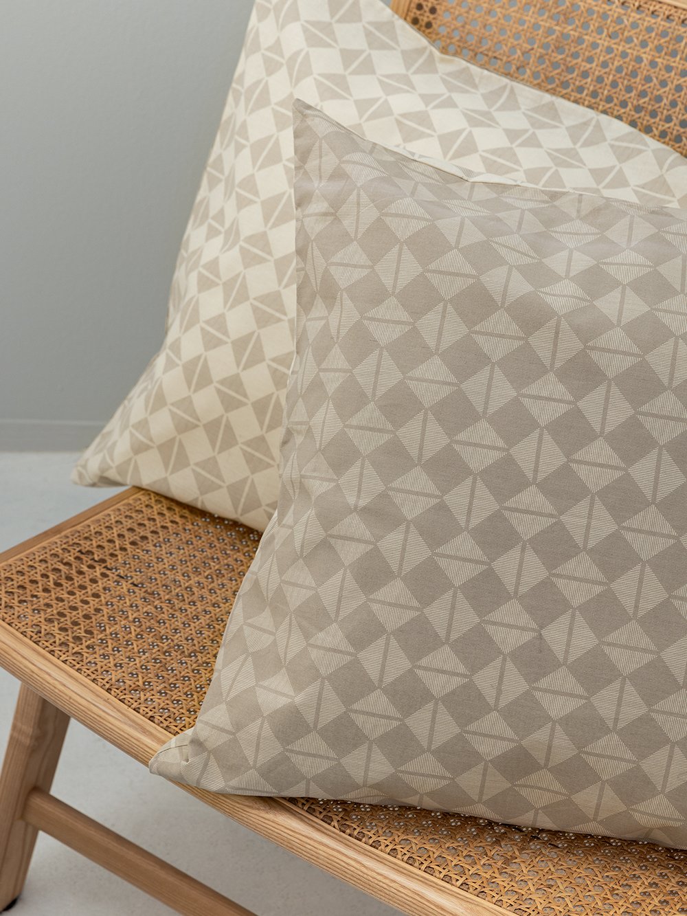 5205857291303_2 Ζεύγος Μαξιλαροθήκες Fashion Life 52x72 FL6266 Καφέ Palamaiki - Image 1