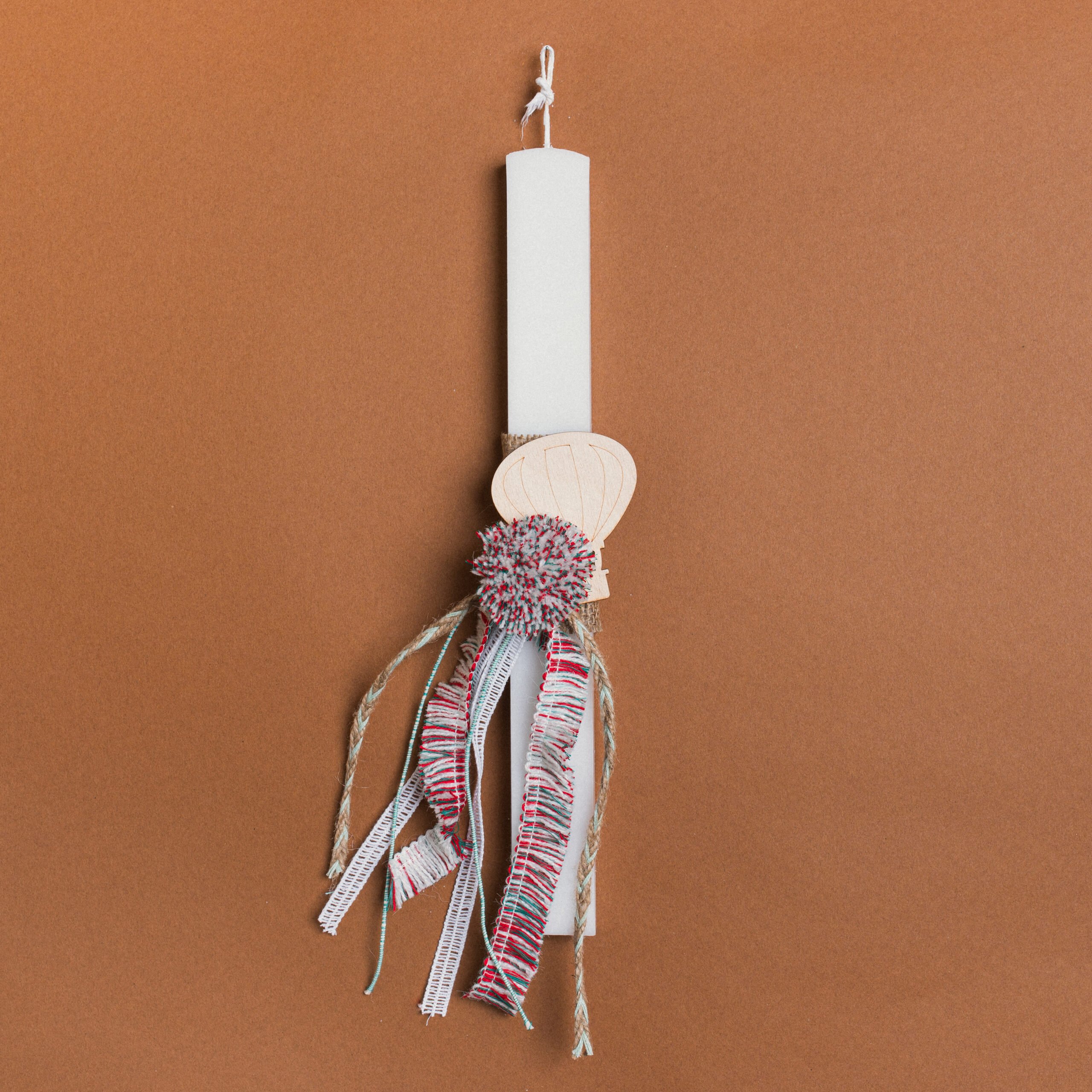 22d6e3b5-0e19-41f1-a178-a878a58e8662-scaled-1 Beauty Home ΛΑΜΠΑΔΑ 33cm ΑΕΡΟΣΤΑΤΟ ΜΕ ΚΡΟΣΣΙ ΣΕ ΣΥΣΚΕΥΑΣΙΑ ΔΩΡΟΥ - Image 1