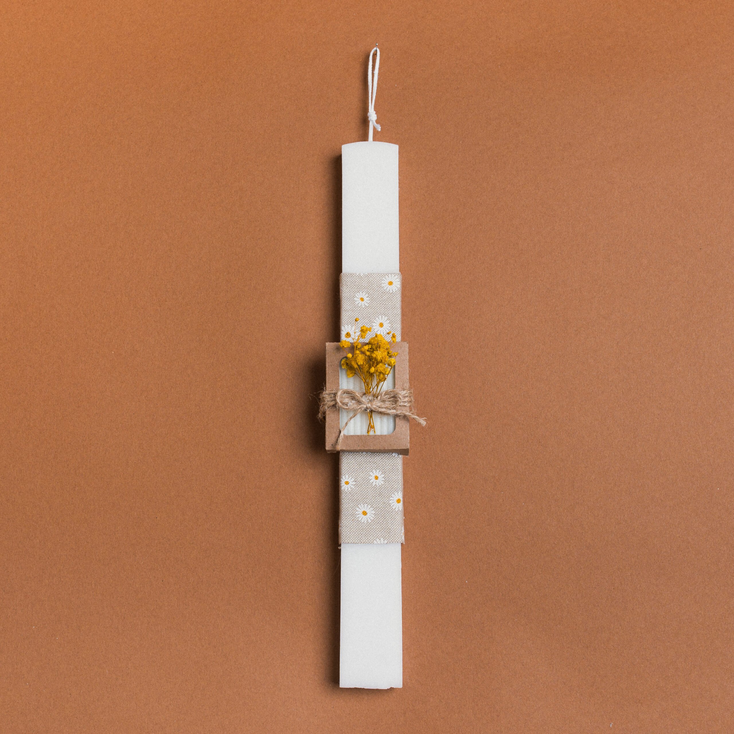 39ef15f2-3aae-4644-9617-204f220c4091-scaled-1 Beauty Home ΛΑΜΠΑΔΑ 33cm ΣΤΟΛΙΣΜΕΜΗ ΣΑΠΟΥΝΑΚΙ ΜΕ ΑΠΟΞΗΡΑΜΕΝΑ ΚΙΤΡΙΝΟ ΣΕ ΣΥΣΚΕΥΑΣΙΑ ΔΩΡΟΥ - Image 1