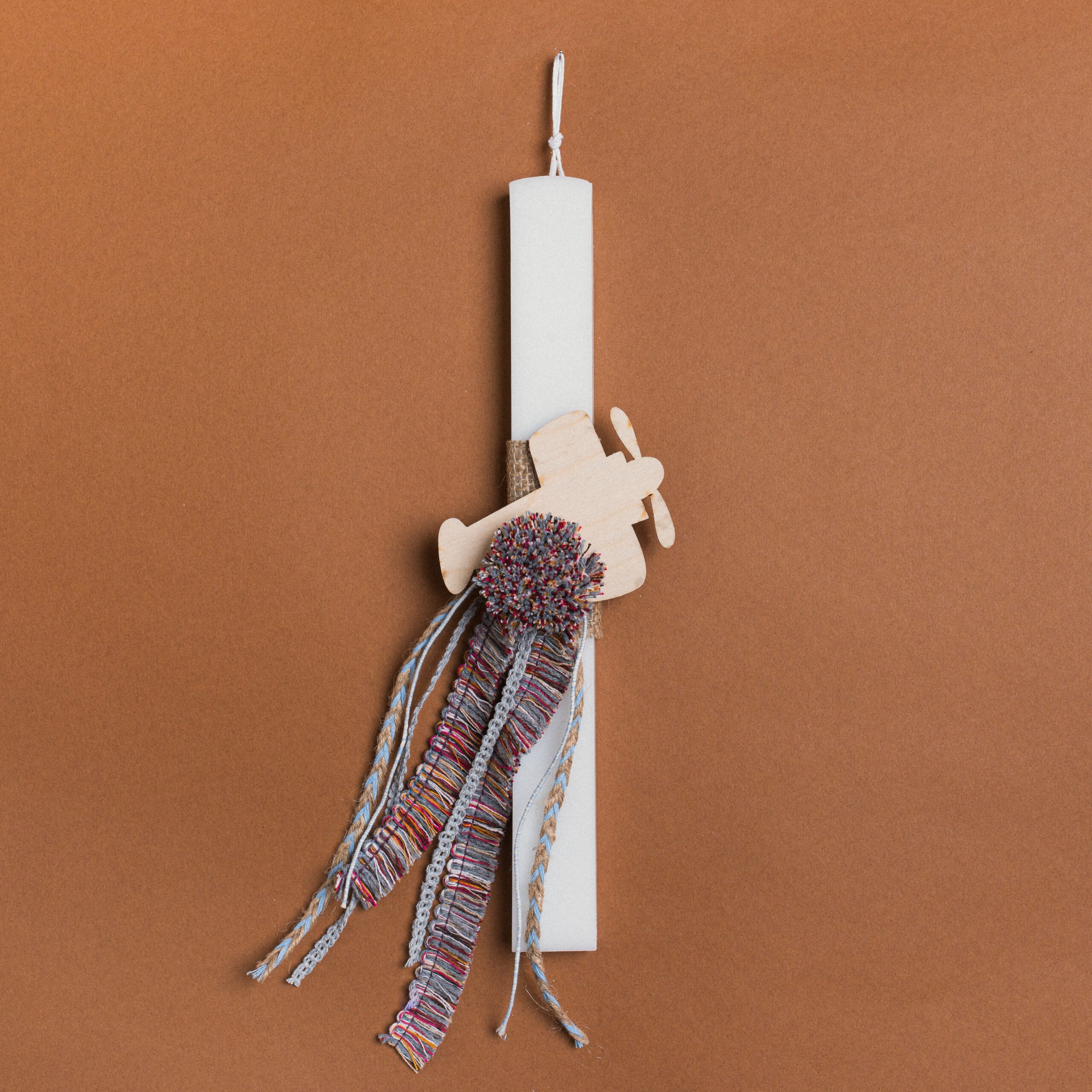 7ebaa251-07b0-433c-ba5f-ffe89938274a-scaled-1 Beauty Home ΛΑΜΠΑΔΑ 33cm ΑΕΡΟΠΛΑΝΟ ΜΕ ΚΡΟΣΣΙ ΣΕ ΣΥΣΚΕΥΑΣΙΑ ΔΩΡΟΥ - Image 1