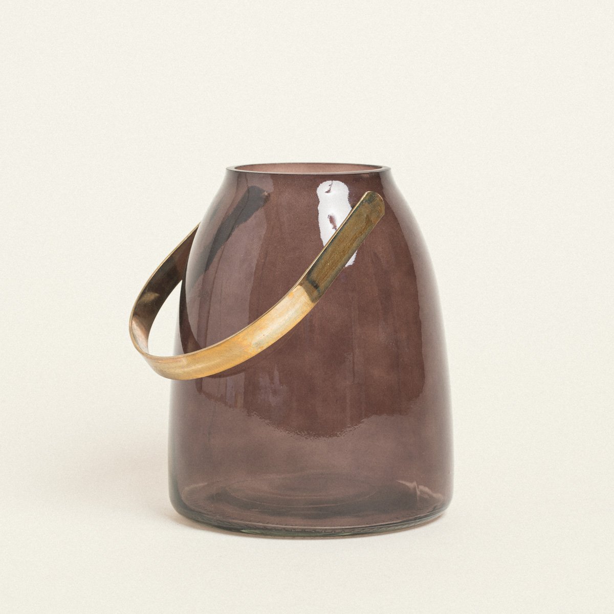 8720194900666-1 Beauty Home ΓΥΑΛΙΝΟ ΦΑΝΑΡΙ ΜΕ ΜΕΤΑΛΛΙΚΗ ΛΑΒΗ 14 x 16,5 CM ΣΟΚΟΛΑ - Image 1