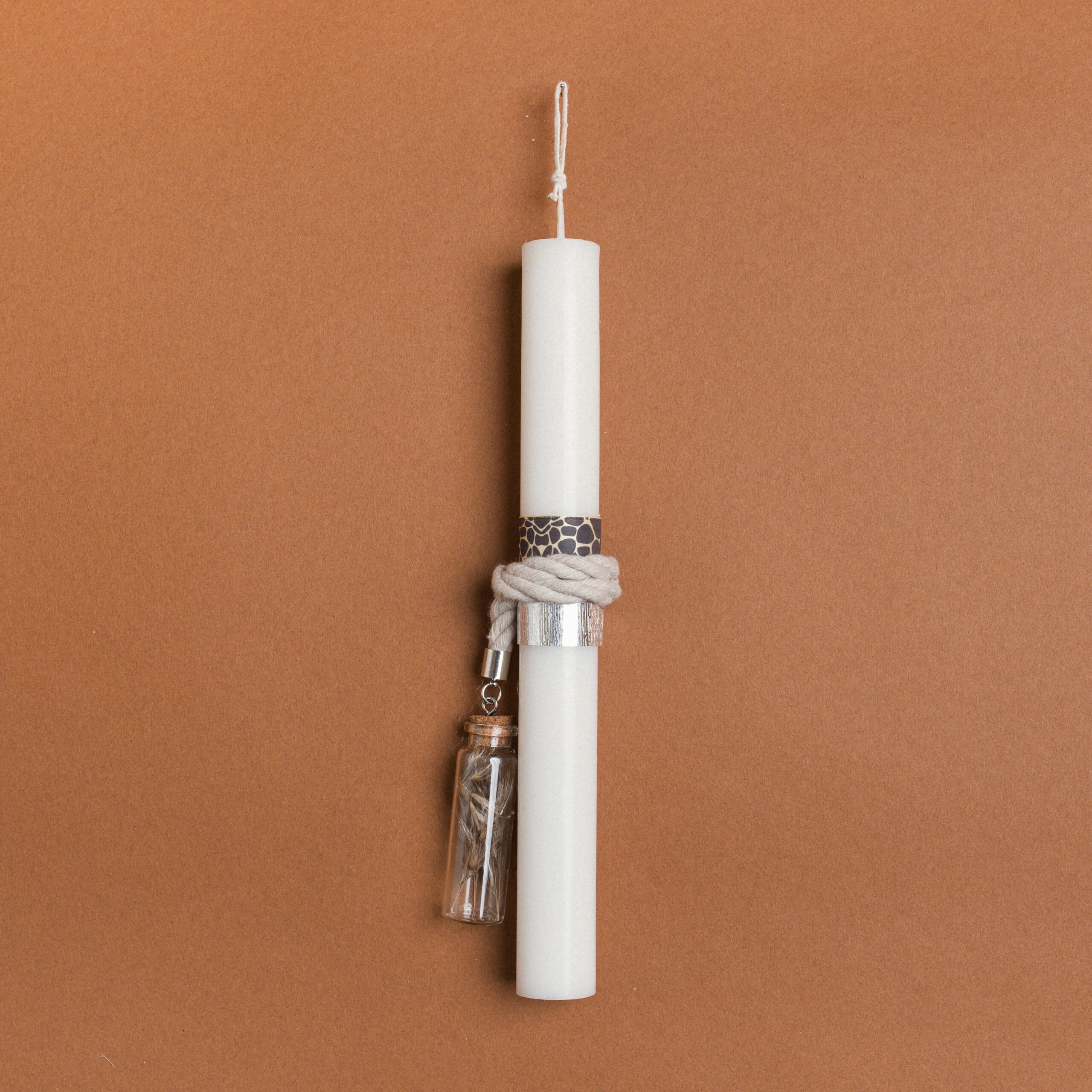 ed20540f-04ae-4fed-a192-f0c9b8edcee4-scaled-1 Beauty Home ΛΑΜΠΑΔΑ 25cm ΓΥΑΛΙΝΟ ΜΠΟΥΚΑΛΑΚΙ ΜΕ ΑΠΟΞΗΡΑΜΕΝΟ ΜΠΕΖ ΣΕ ΣΥΣΚΕΥΑΣΙΑ ΔΩΡΟΥ - Image 1