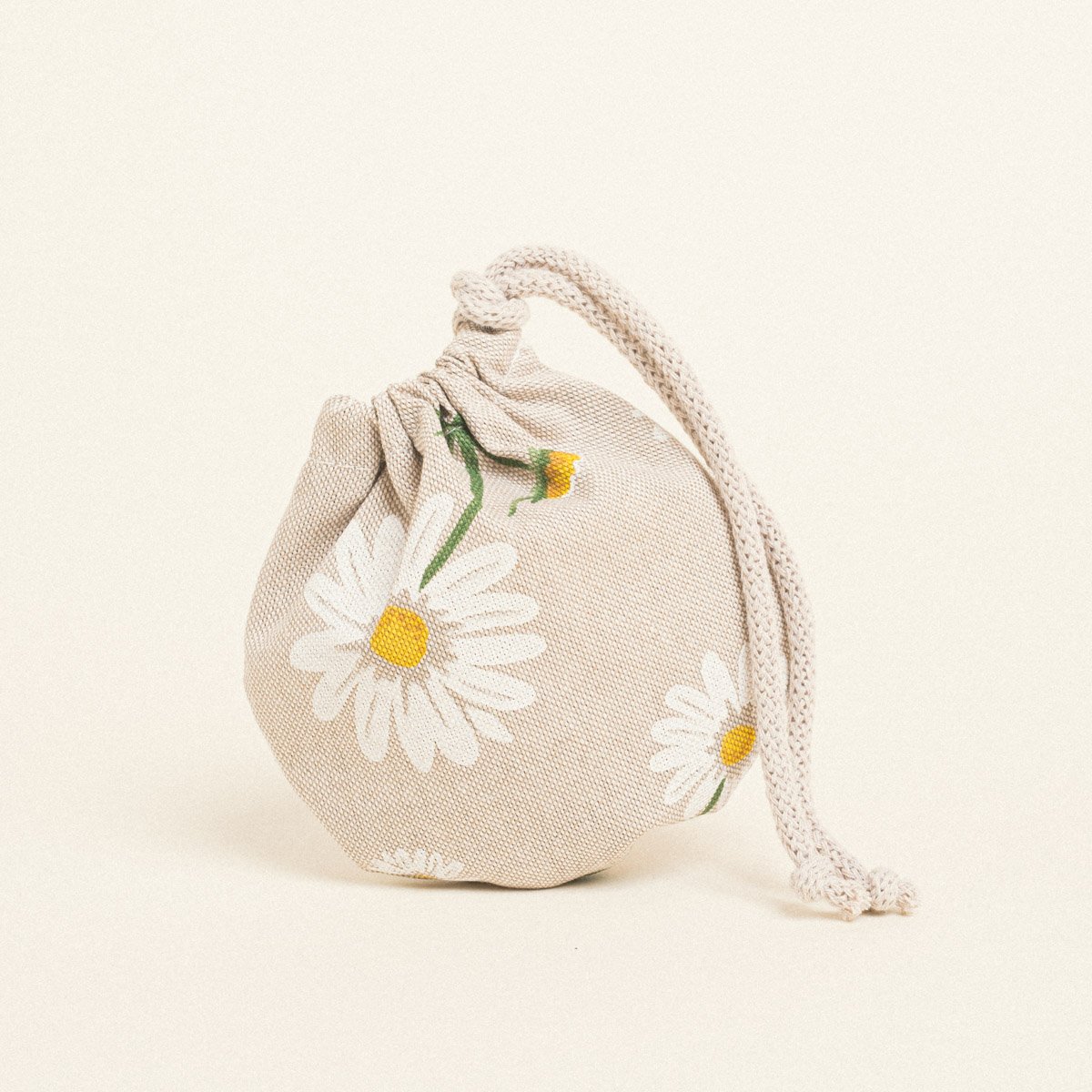 013ce18d-f5a3-4895-b884-71fe9f1adb8f Beauty Home ΠΟΥΓΚΙ ΟΒΑΛ ΜΕ ΚΟΡΔΟΝΙ 13 x 14 cm ΜΕΓΑΛΕΣ ΜΑΡΓΑΡΙΤΕΣ - Image 1